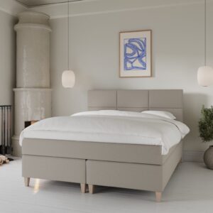 Snefrid Fjord || Sand